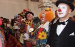 Omša klaunov v Londýne
